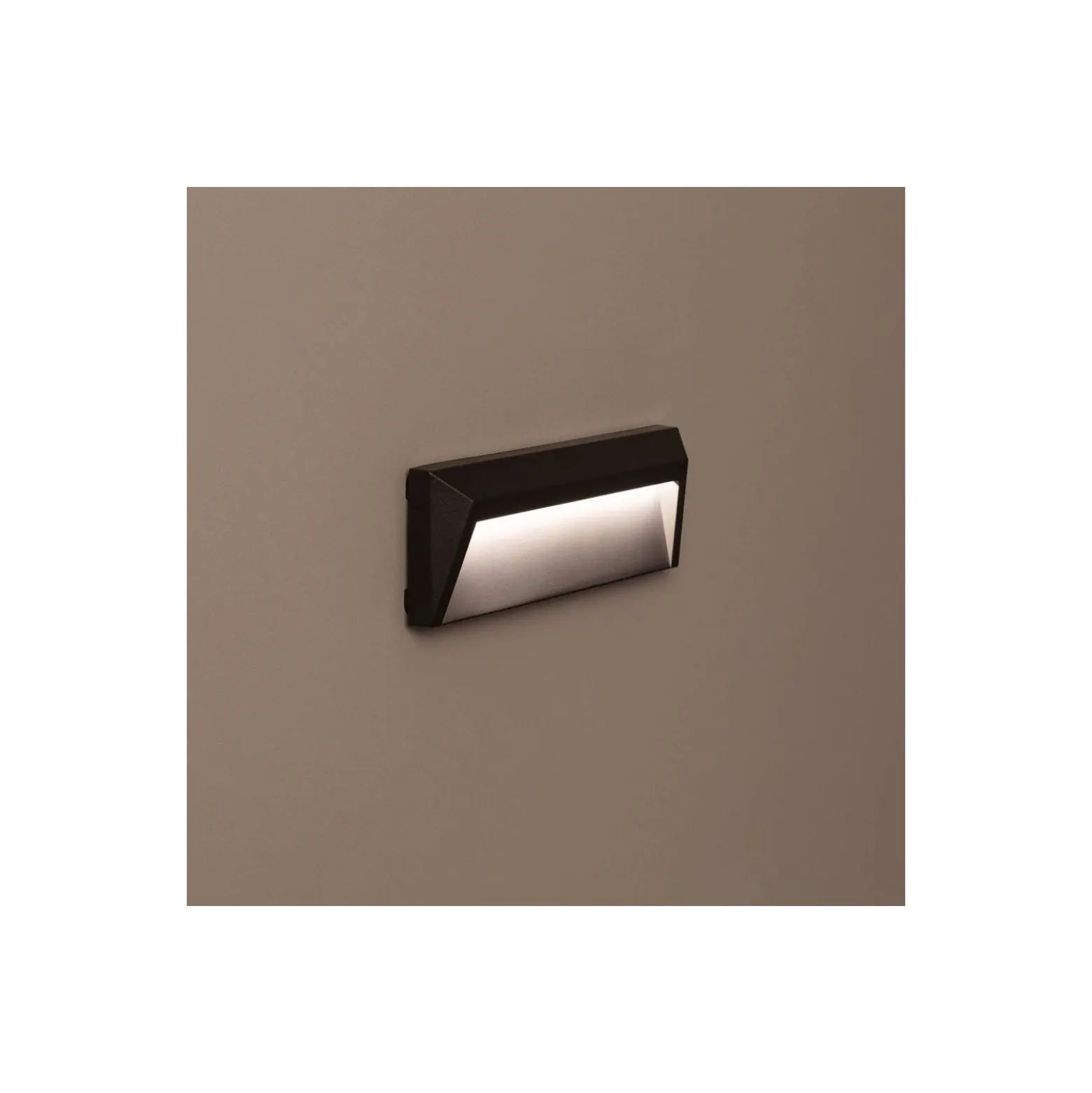 Bright Choice Vägglampa Chester PC Antracit 2W 100lm - 830 Varm Vit