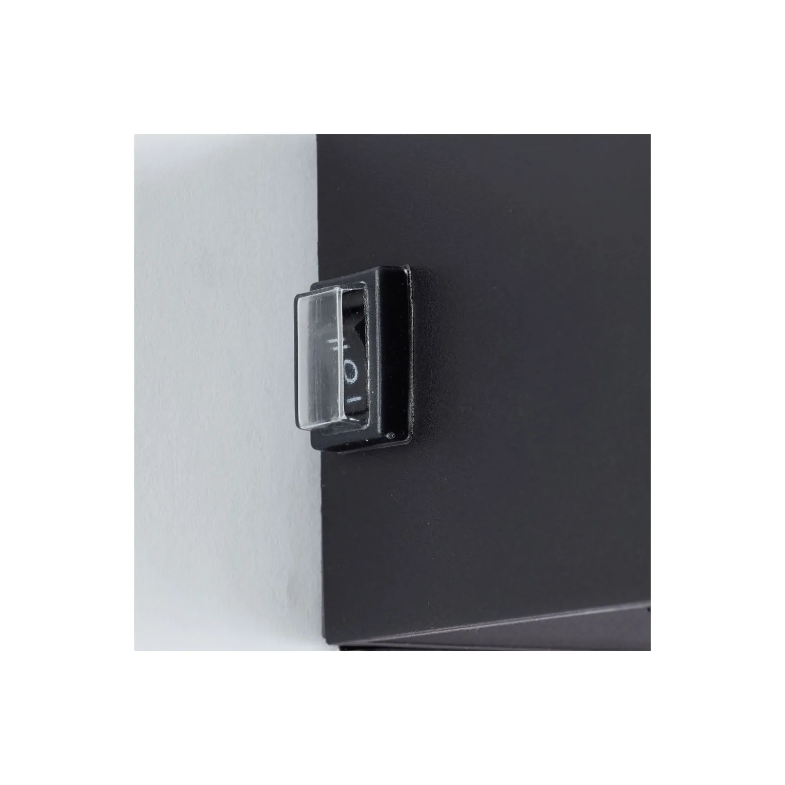 Brilliant Iseo Vägglampa Plast Svart 4W 300lm - 830 Varm Vit | IP44 - Utomhus - Rörelse- och Ljussensor - USB Uppladdningsbar