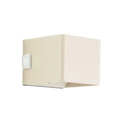 Brilliant Iseo Vägglampa Plast Beige 4W 300lm - 830 Varm Vit | IP44 - Utomhus - Rörelse- och Ljussensor - USB Uppladdningsbar