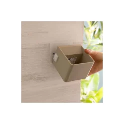Brilliant Iseo Vägglampa Plast Beige 4W 300lm - 830 Varm Vit | IP44 - Utomhus - Rörelse- och Ljussensor - USB Uppladdningsbar