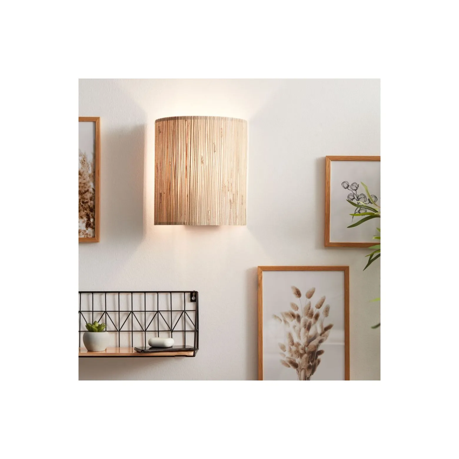 Brilliant Wimea Vägglampa Metall Beige | Passande för 1x E27