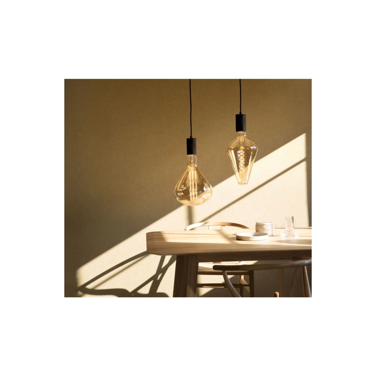 Calex XXL Vienna Guld LED E27 Filament 4W 320lm- 822 Extra Varm Vit | Dimbar