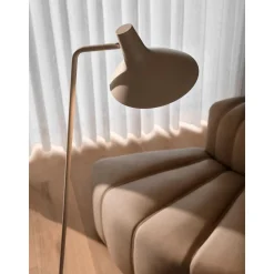 DFTP by Nordlux Darci Golvlampa Sanded | Passande för E14