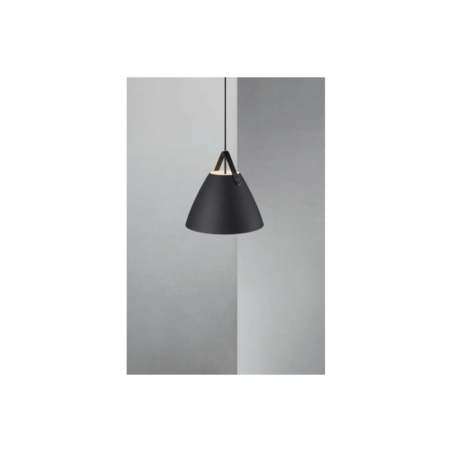 DFTP by Nordlux Pendellampa Strap 36 Svart - Metall | E27 Max 40W
