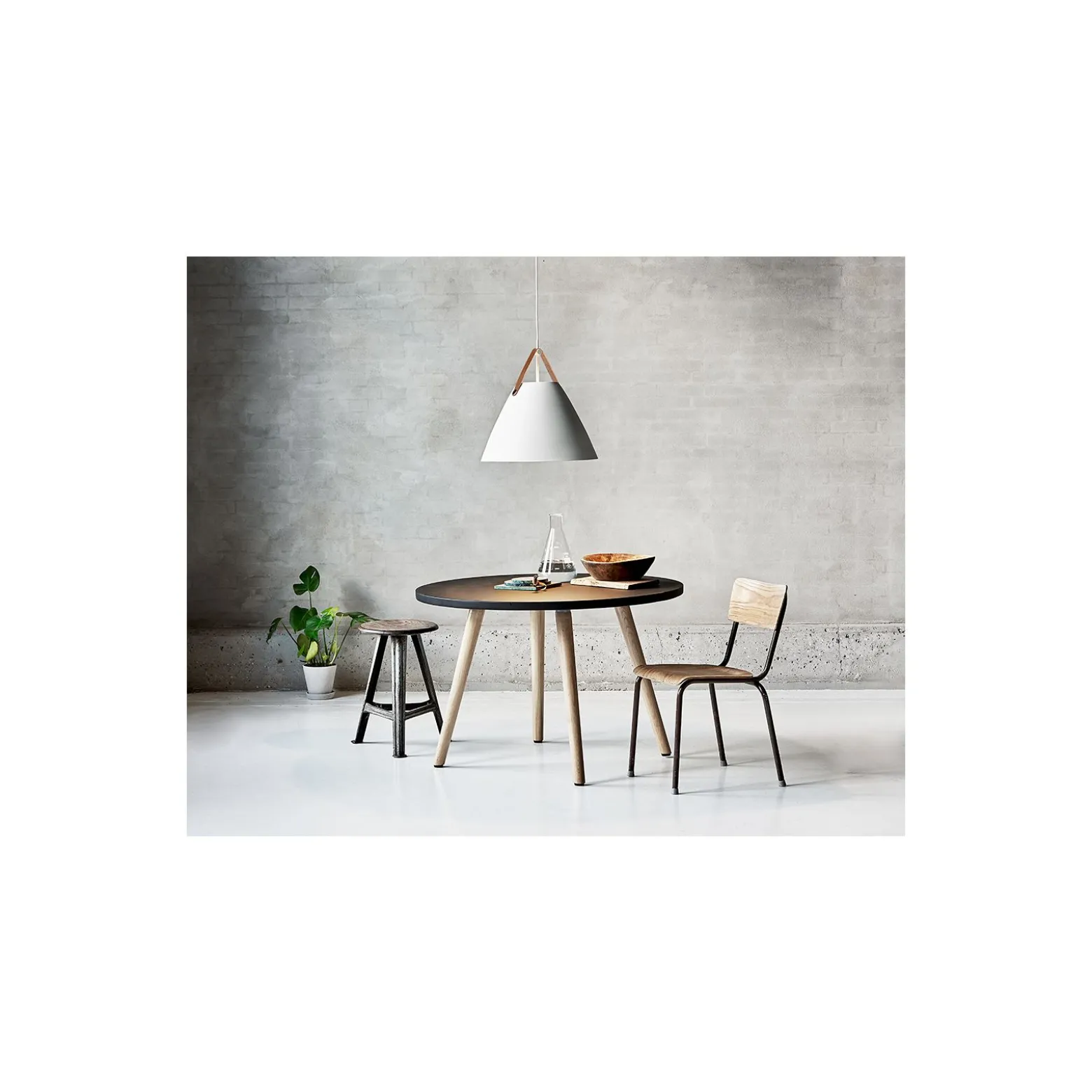 DFTP by Nordlux Pendellampa Strap 48 Vit - Metall | E27 Max 40W