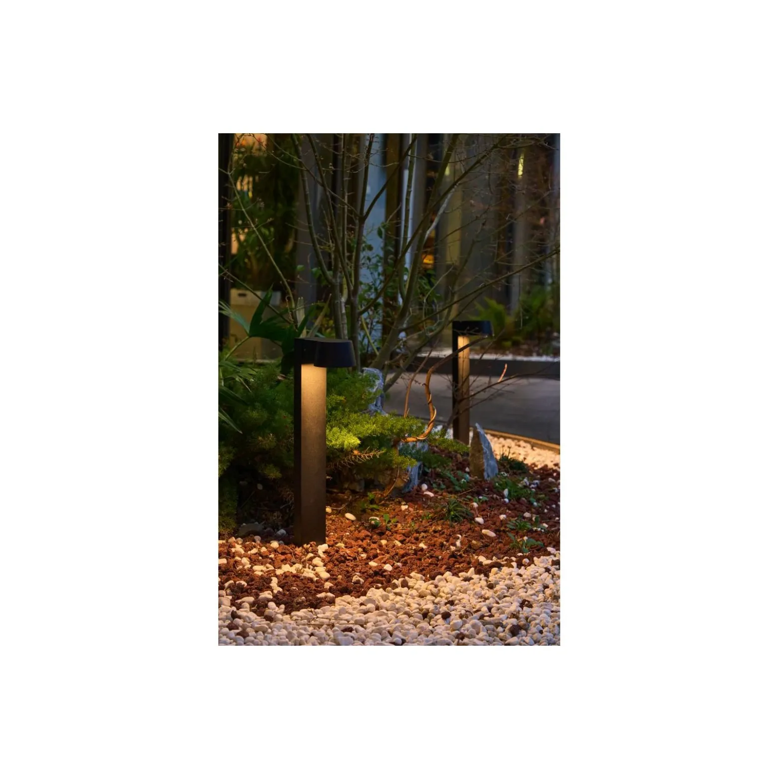 D'Lite Piedestallampa Lira Svart 7W 600lm 830 Varm Vit | IP54