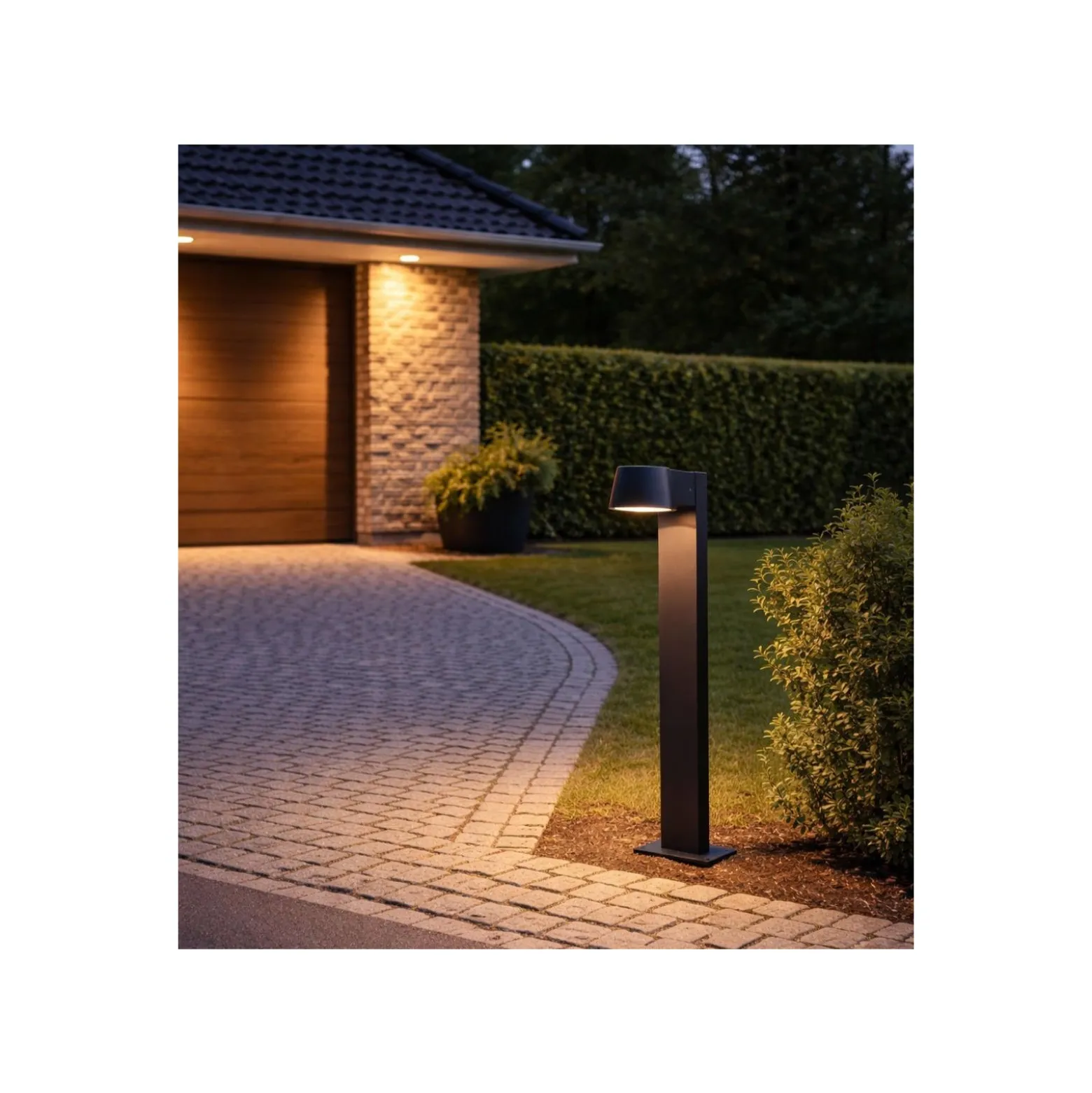 D'Lite Piedestallampa Lira Svart 7W 600lm 830 Varm Vit | IP54