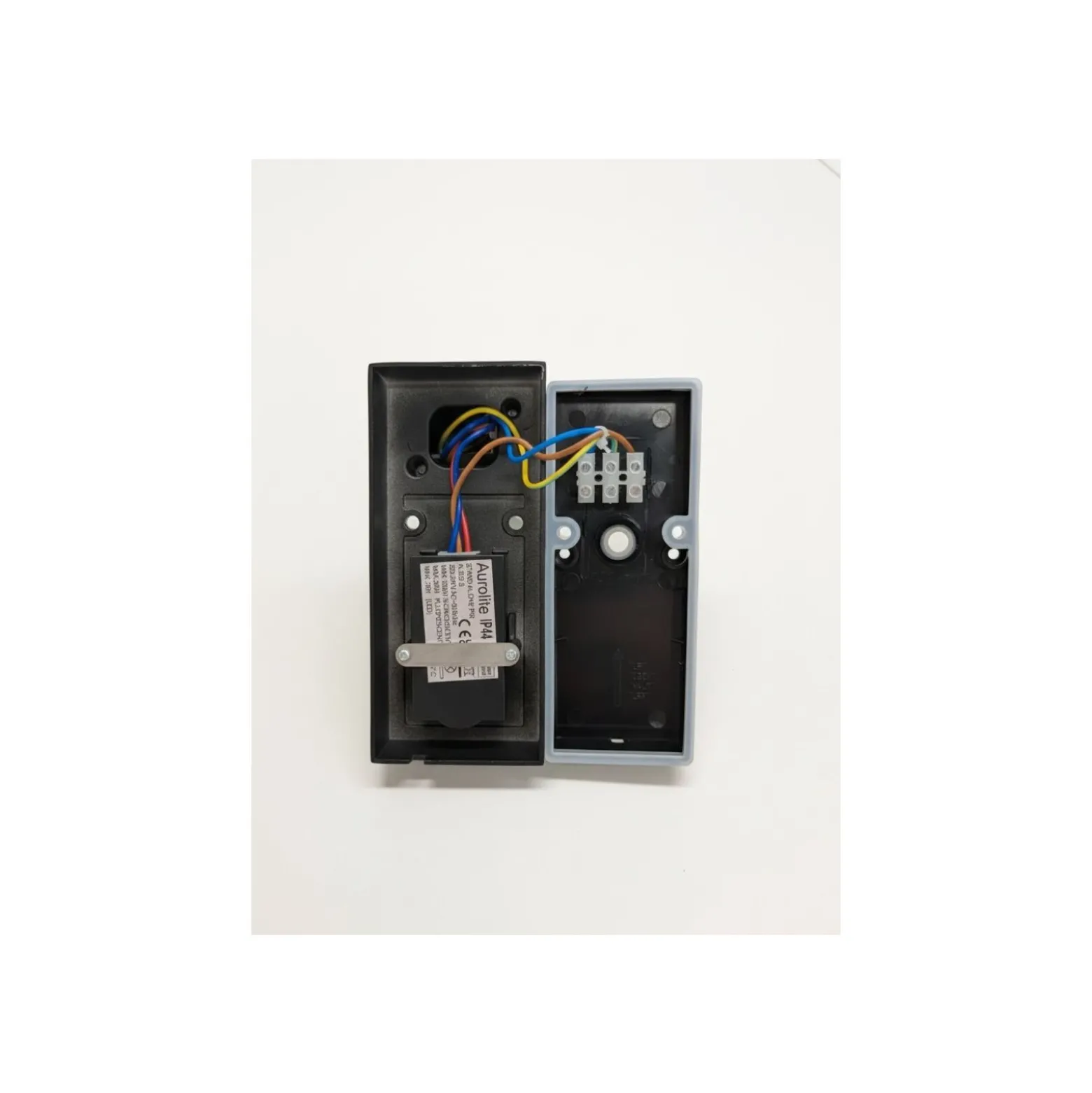 D'Lite Vägglampa Lira Svart 7W 600lm 830 Varm Vit | IP54 - Rörelsesensor