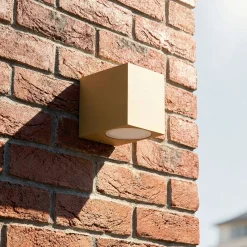 D'Lite Vägglampa Vrebos Guld | IP54 - Passande för 1x GU10