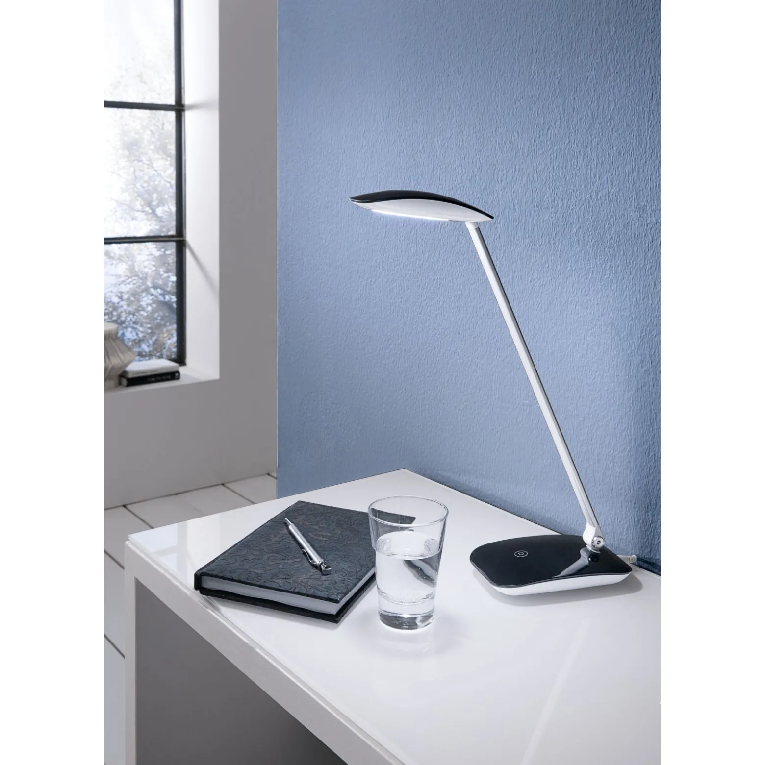 Eglo Bordslampa Cajero Plast Svart 4W 700lm - 840 Kallvit | Dimbar