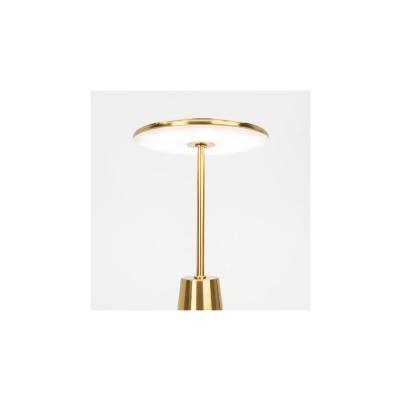 Eglo Bordslampa Piccola Stål Guld 2W 270lm - 824-830-840 CCT | IP54 - Touch Dimbar - USB-C