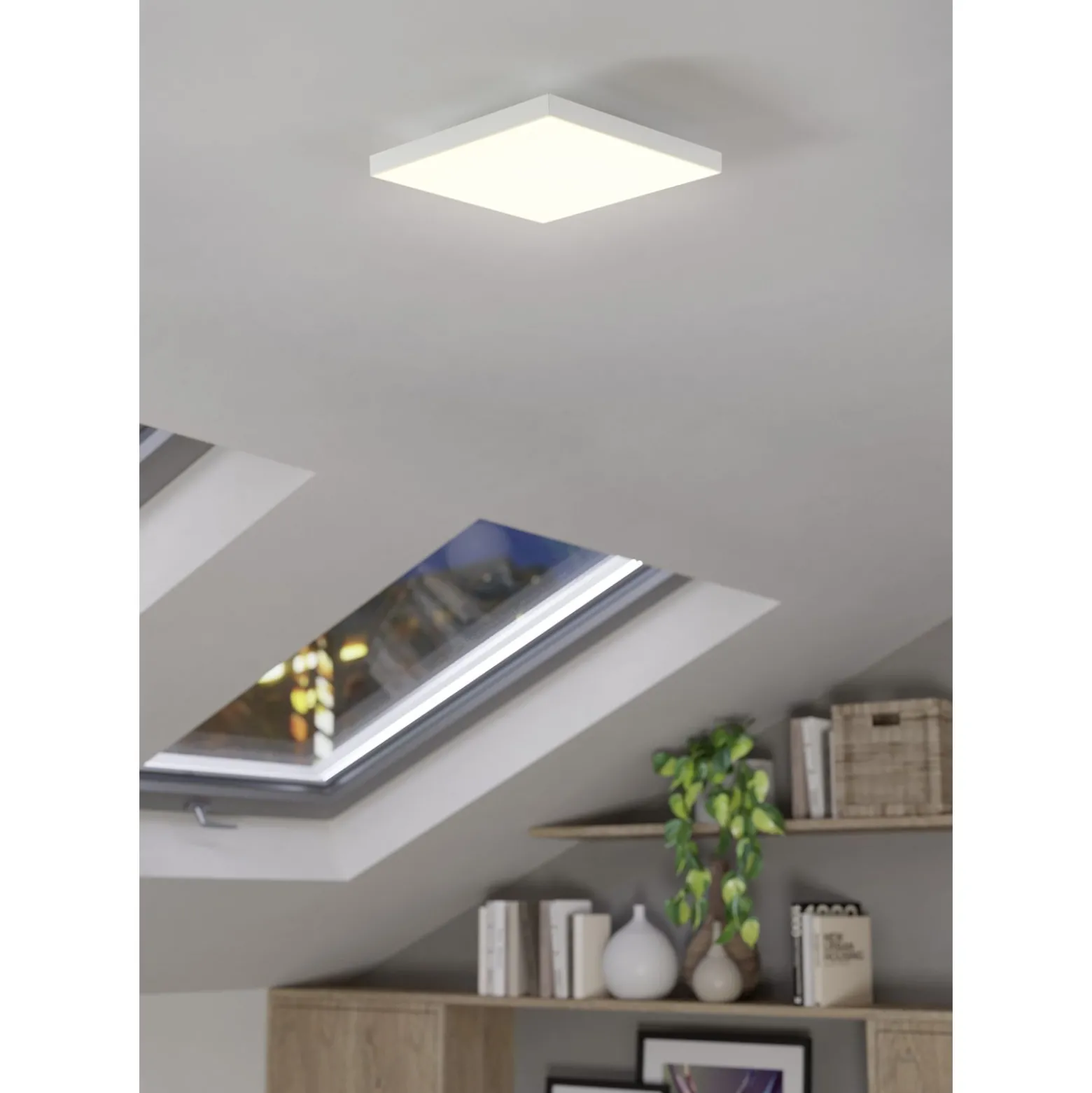 Eglo Connect.Z Smart Taklampa Turcona-Z Stål Vit 3W 400lm - 827-865 Justerbar Vit | Dimbar