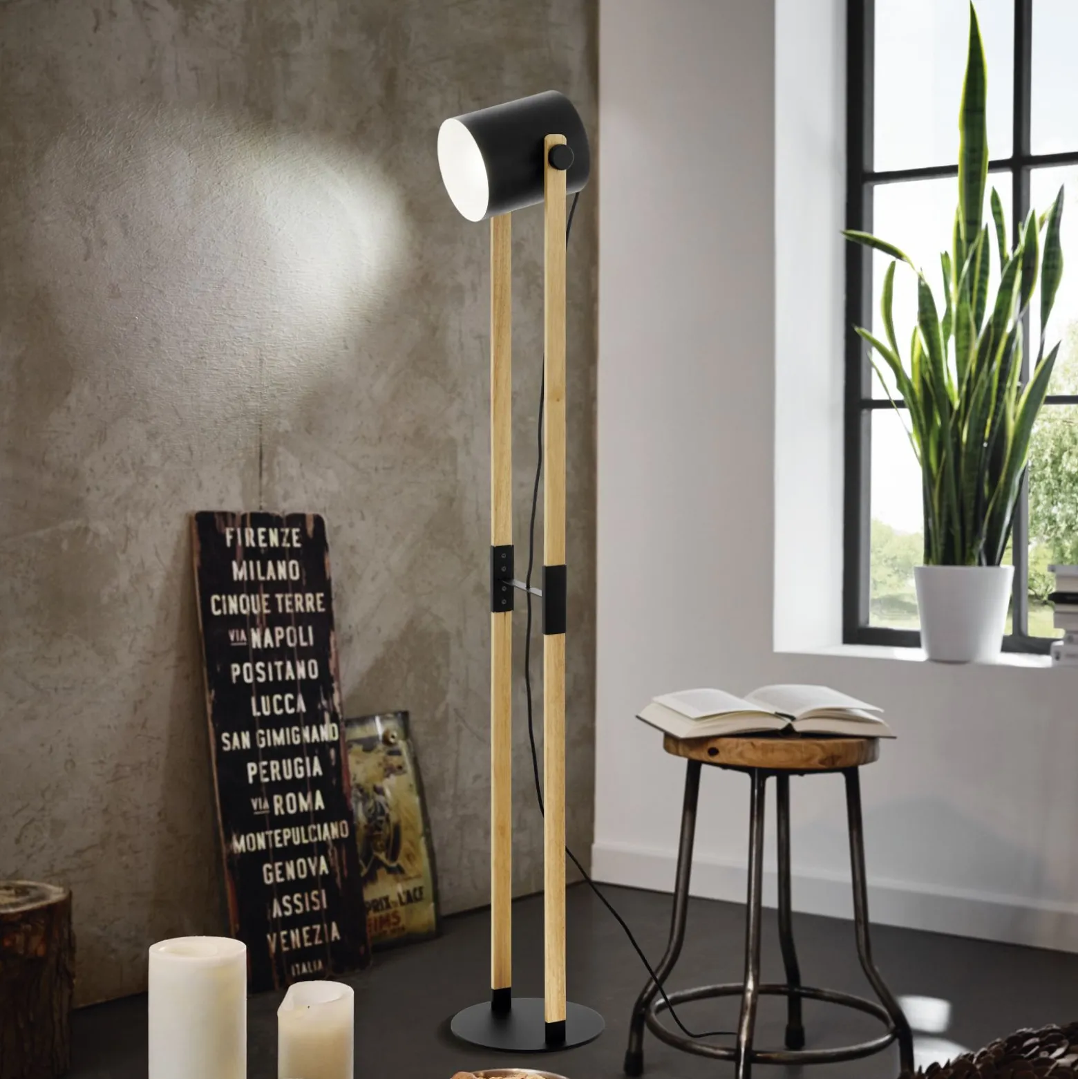 Eglo Golvlampa Hornwood Stål Svart Trä | Passande För 1x E27