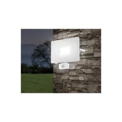Eglo Vägglampa Faedo 3 Aluminium Vit 53W 5800lm - 850 Kallvit | IP44 - Rörelsesensor