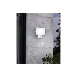 Eglo Vägglampa Faedo 3 Aluminium Vit 21W 2300lm - 850 Kallvit | IP44 - Rörelsesensor