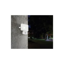 Eglo Vägglampa Faedo 3 Aluminium Vit 10W 1000lm - 850 Kallvit | IP44 - Rörelsesensor