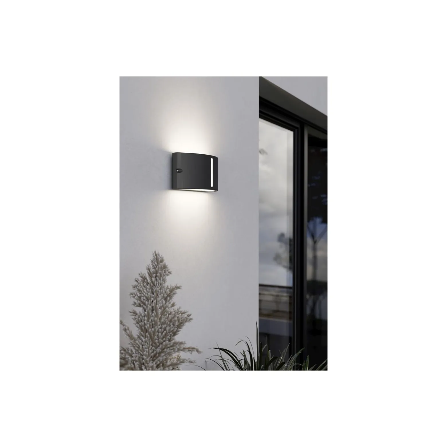 Eglo Vägglampa Poggiarello Svart Up & Down | IP54 - Passande för 1x E14