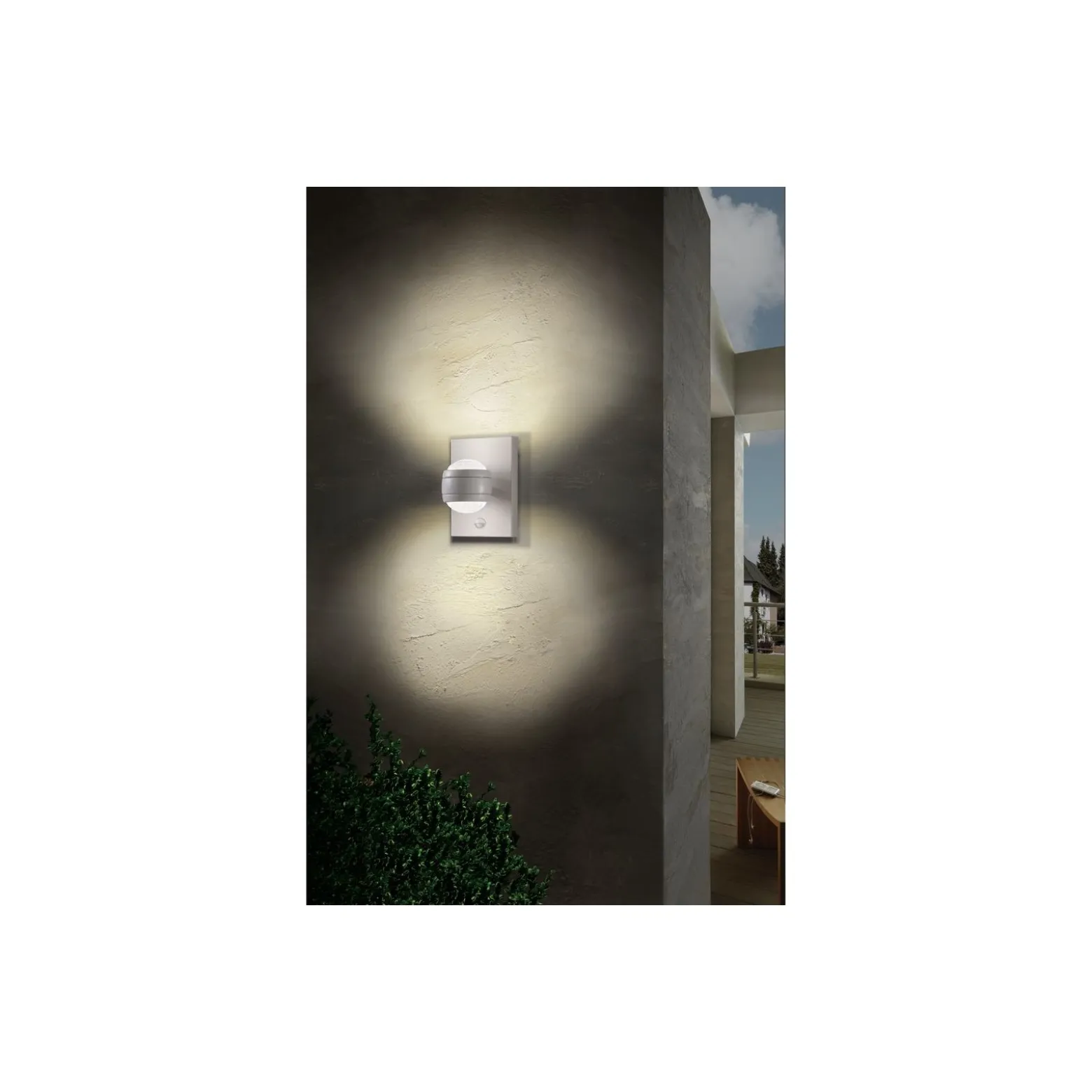 Eglo Vägglampa Sesimba 1 Stål Vit Up & Down 3W 280lm - 830 Varm Vit | IP44 - Rörelse- och Ljussensor