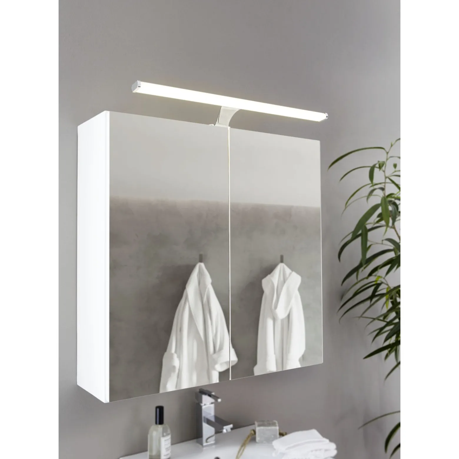 Eglo Vägglampa Vinchio Stål Krom 136W 1600lm - 830 Varm Vit | IP44