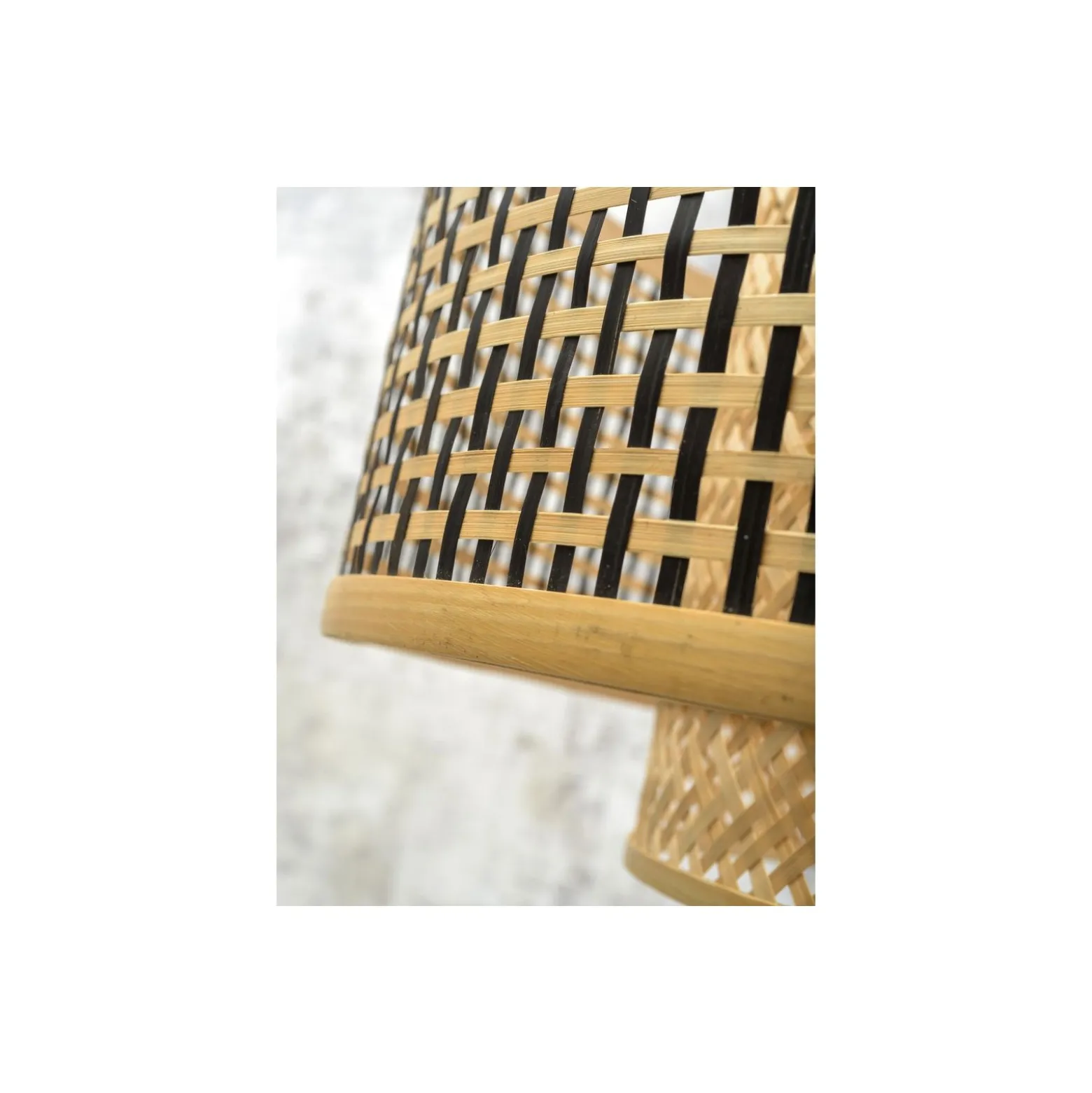 Good&Mojo Golvlampa Bhutan Bambu Svart L| Passande för 1x E27