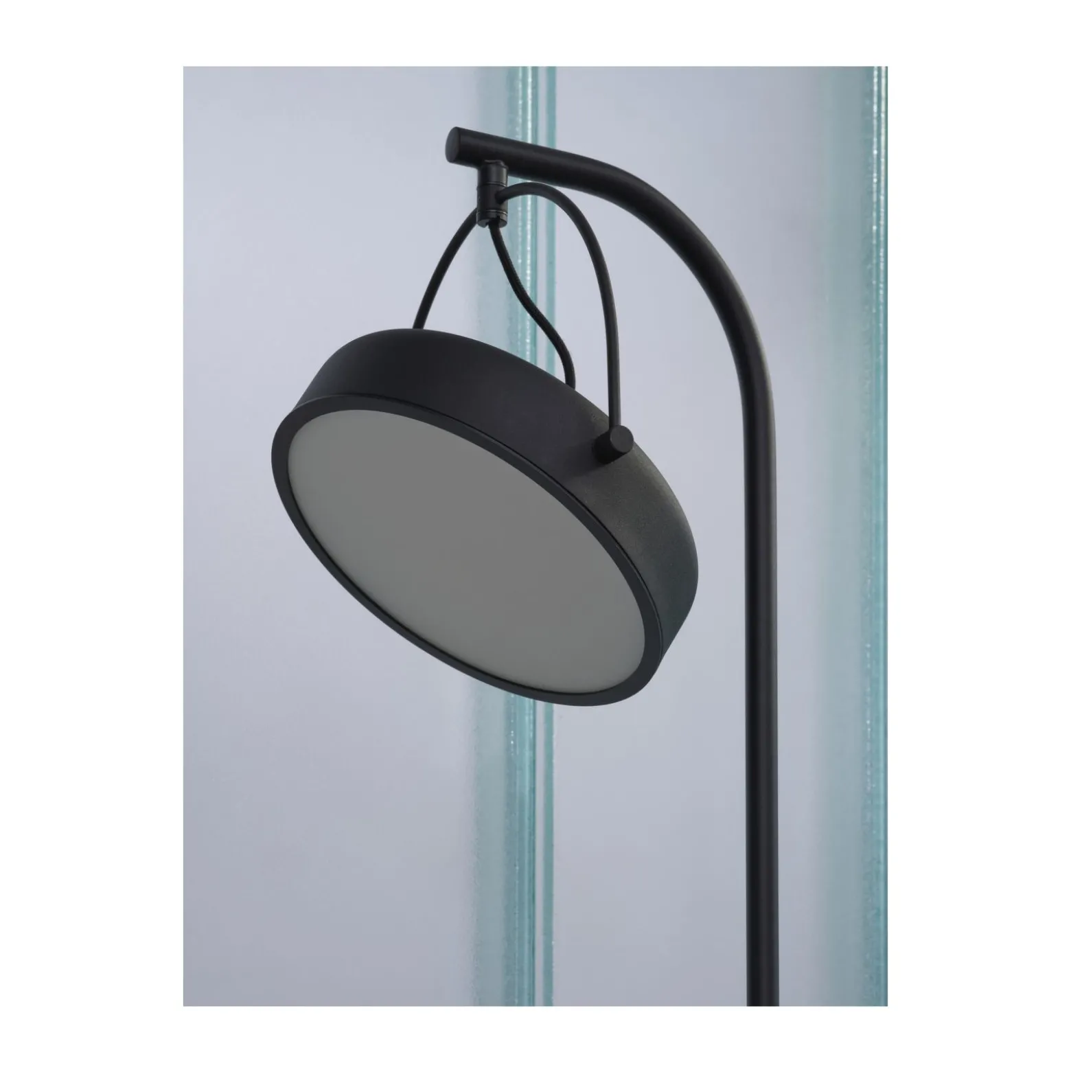 Ledvance Decor Puck Golvlampa Svart 12W 590lm - 930 Varm Vit | Bästa Färgåtergivning