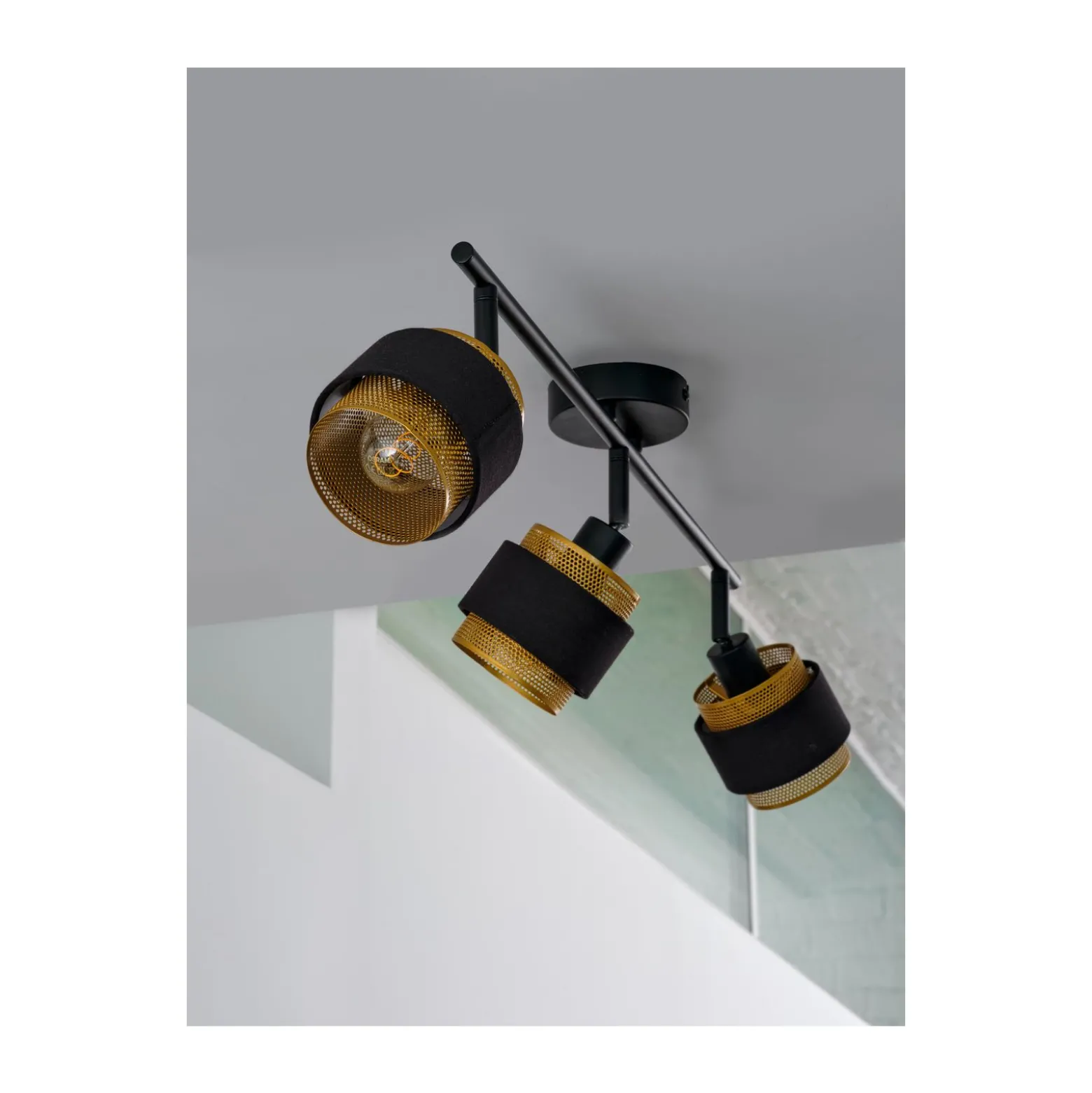 Ledvance Decor Spot Hornet Tak Spot Svart 3x2.8W - 827 Extra Varm Vit | Inkl. 3x E14