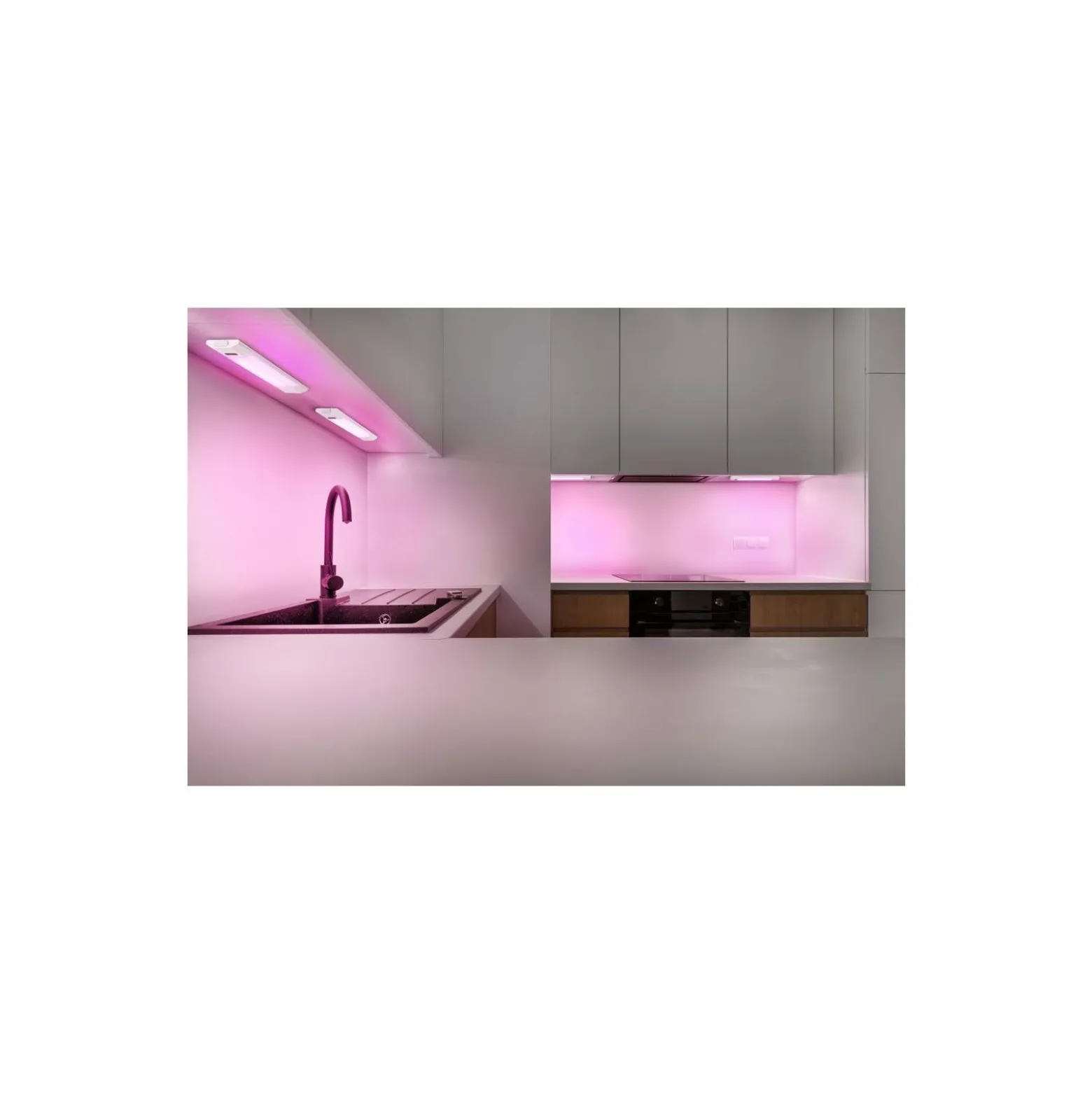 Ledvance LED Allmänbruksarmatur Linear Edge RGBW Vit 4W 230lm - RGBW | 30cm - Fjärrkontroll