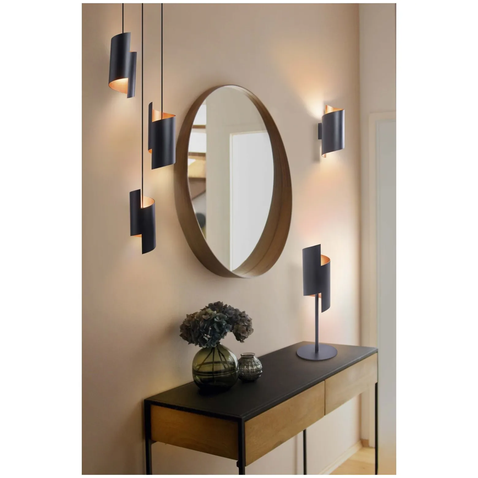 Ledvance Smart+ Wifi Svart 12W 450lm - 830-865 Justerbar Vit