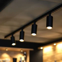 Noxion LED Spårbelysning 3-Fas Ecowhite Aluminium Vit 20W 1970lm 36D - 830 Varm Vit | UGR <19